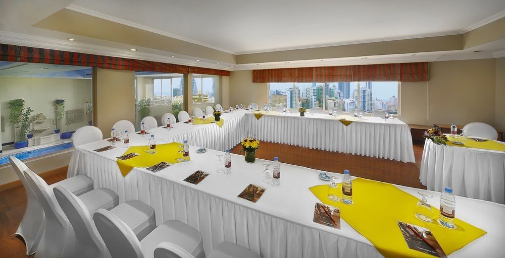 מנאמה Al Safir Hotel מראה חיצוני תמונה